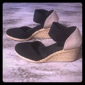 Classic wedge espadrilles